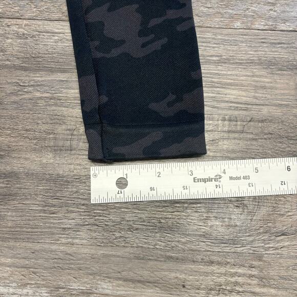 Spanx Look At Me Now Black Green Camo Womens S Stretch Seamless Yoga Leggings - Picture 10 of 10